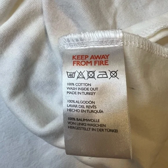 Urban Outfitters Graphic Tee - Picture 6 of 7